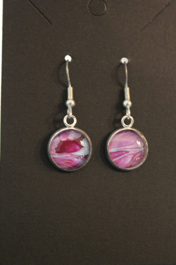Dangling fashion earing